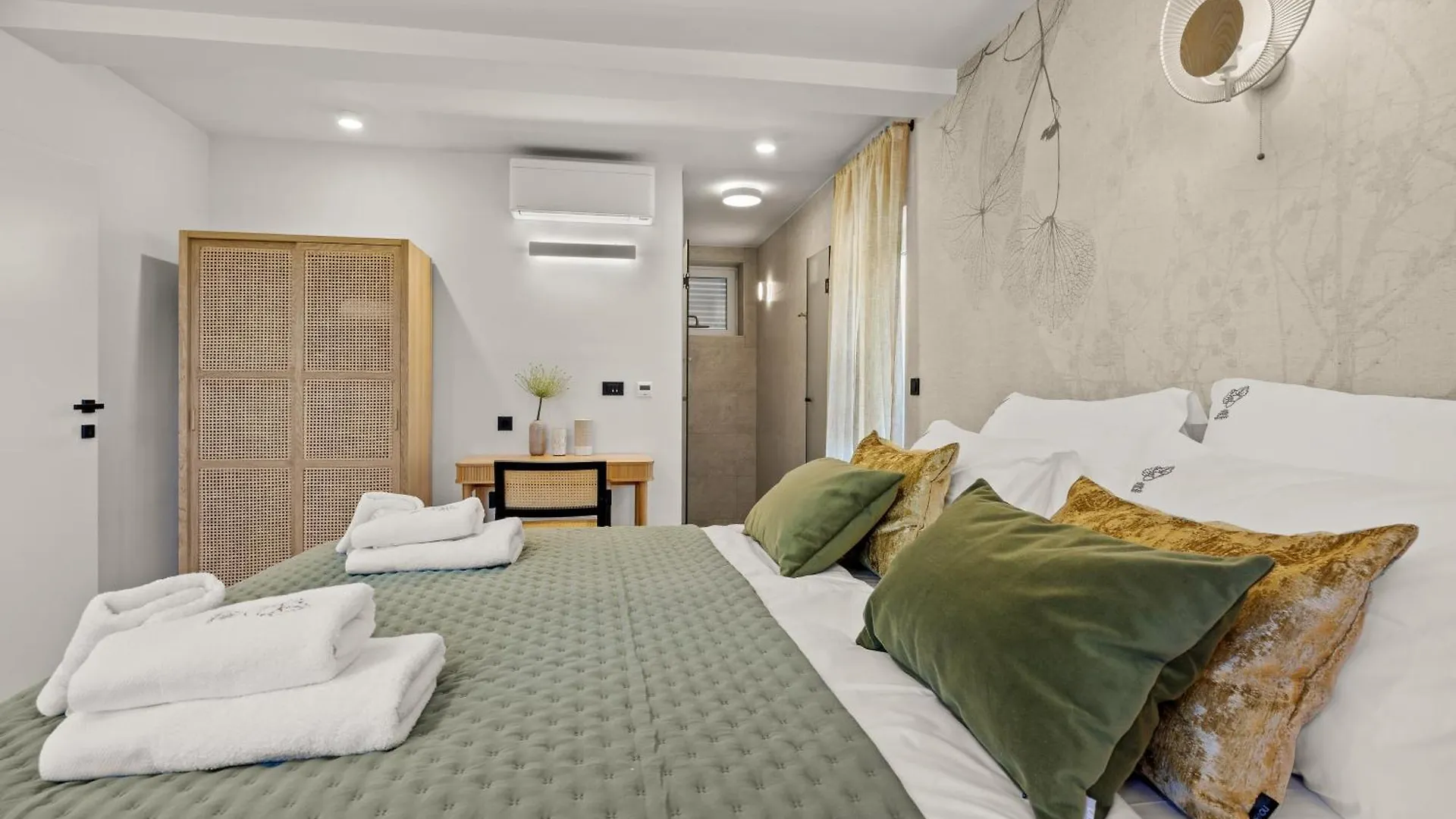 Villa Forest Whisper Opric