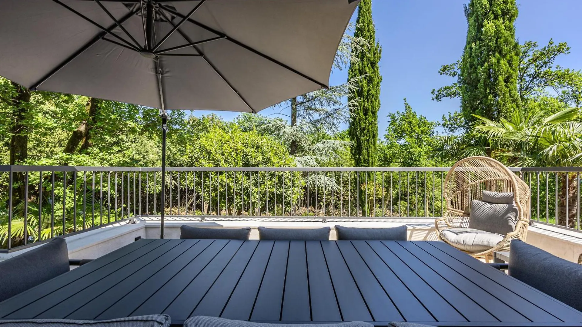 Villa Forest Whisper Opric