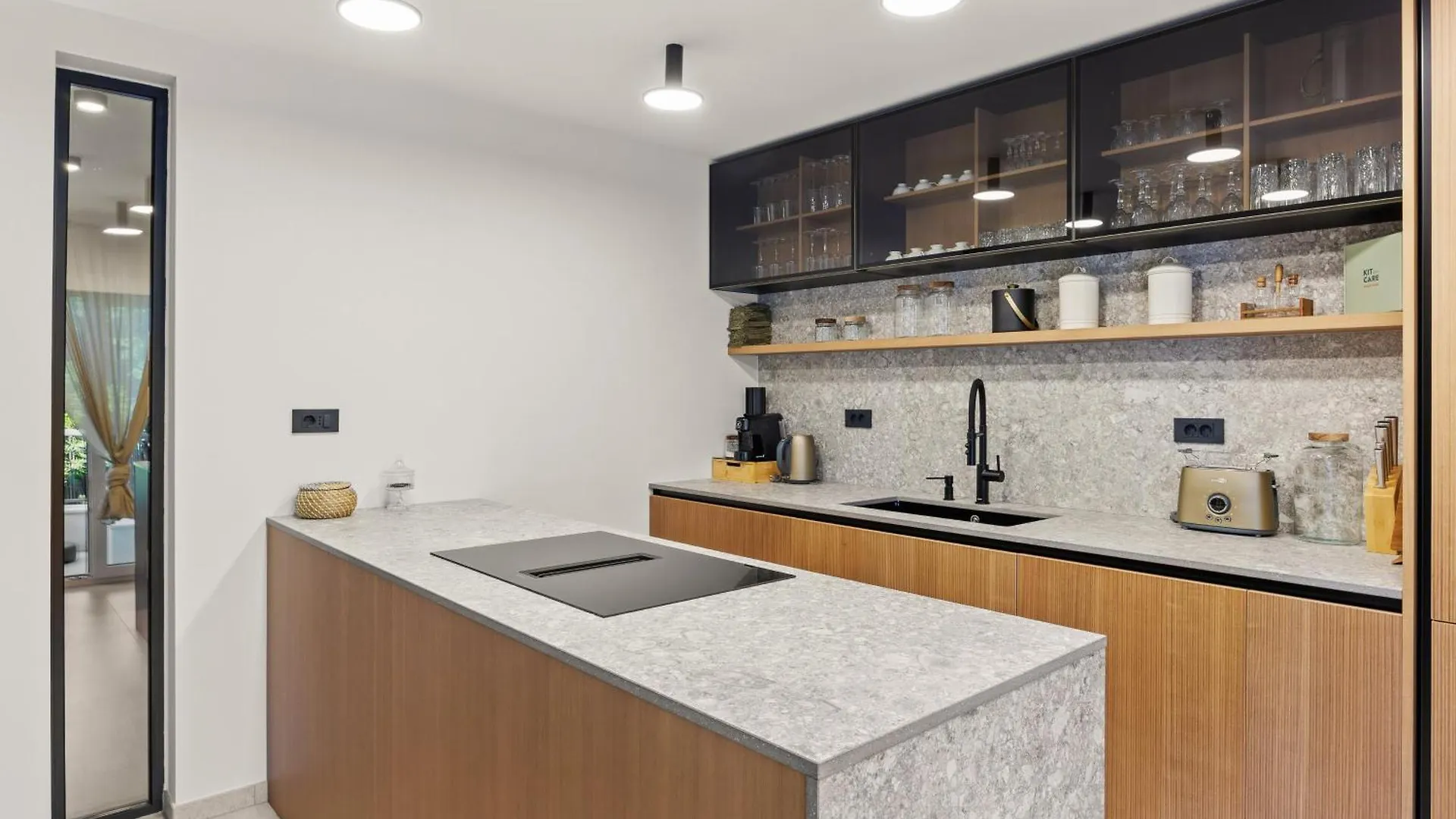 Villa Forest Whisper Opric