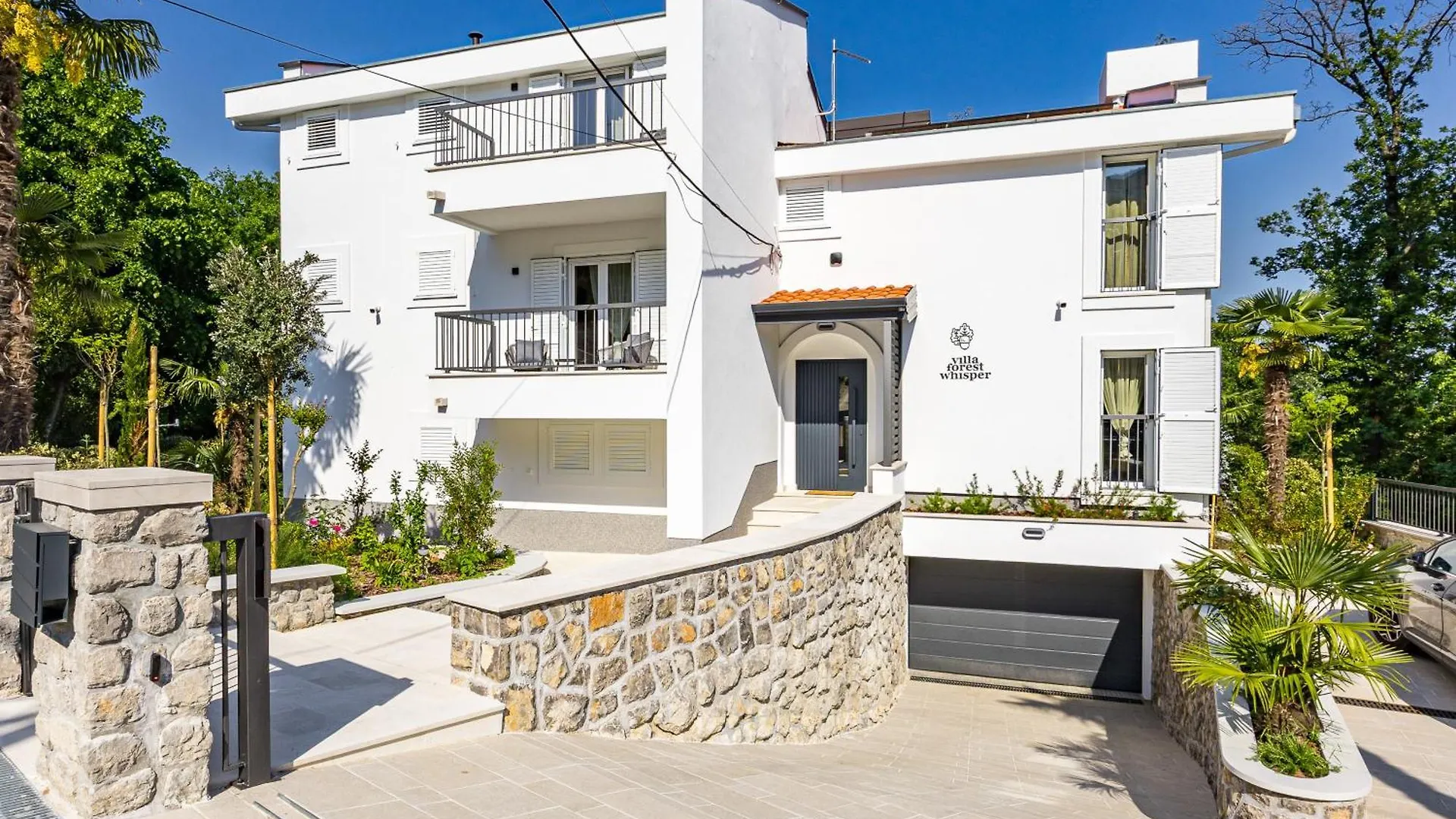 Villa Forest Whisper Opric